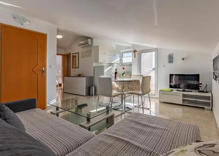 Apartments Ivan